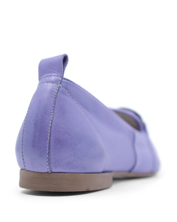 BUENO BAKER FLAT SHOES