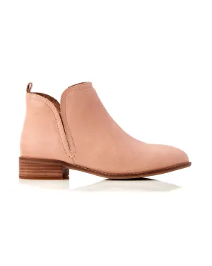 Douglas Boot Rose