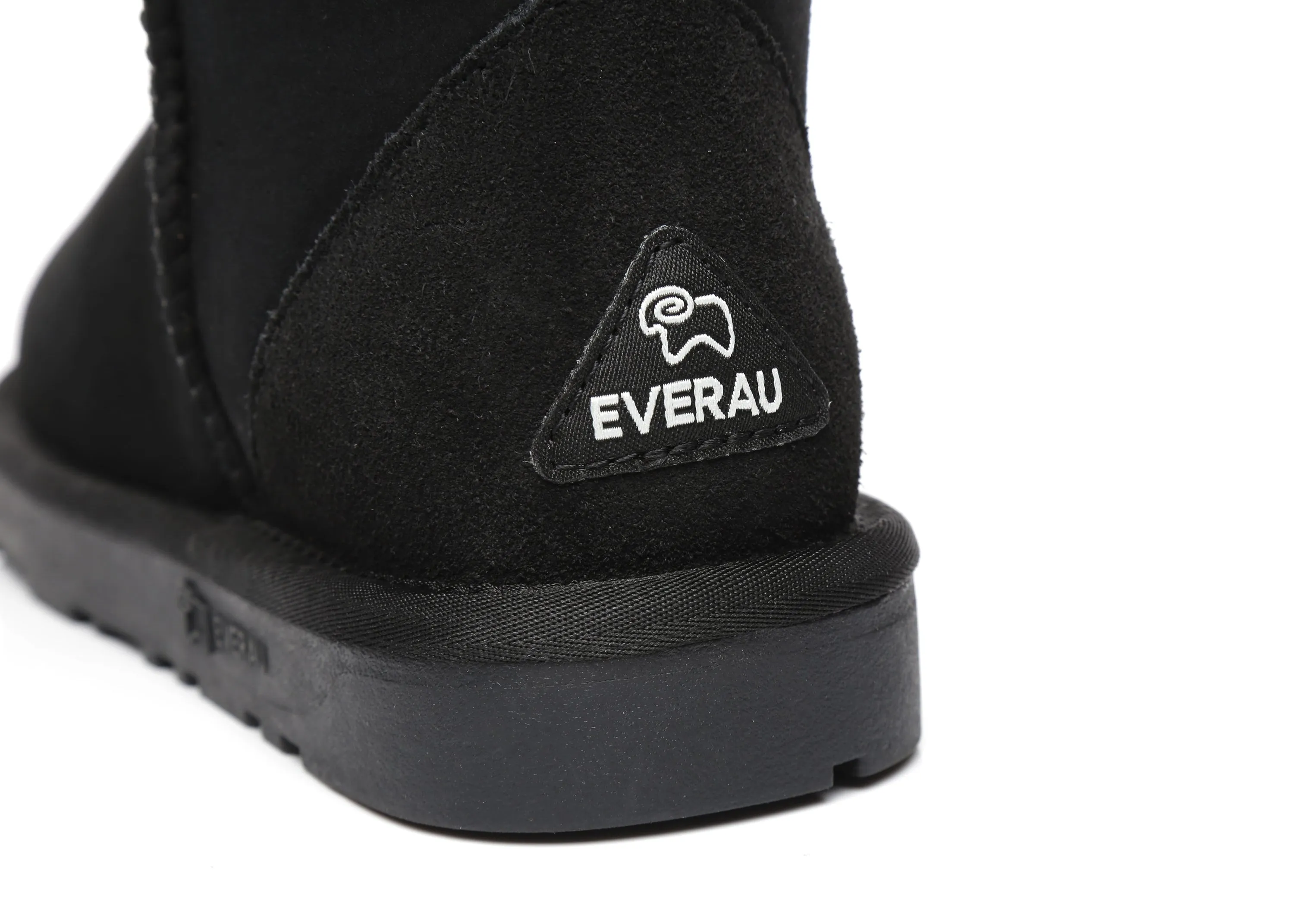 EVERAU® Short Classic Sheepskin Boots