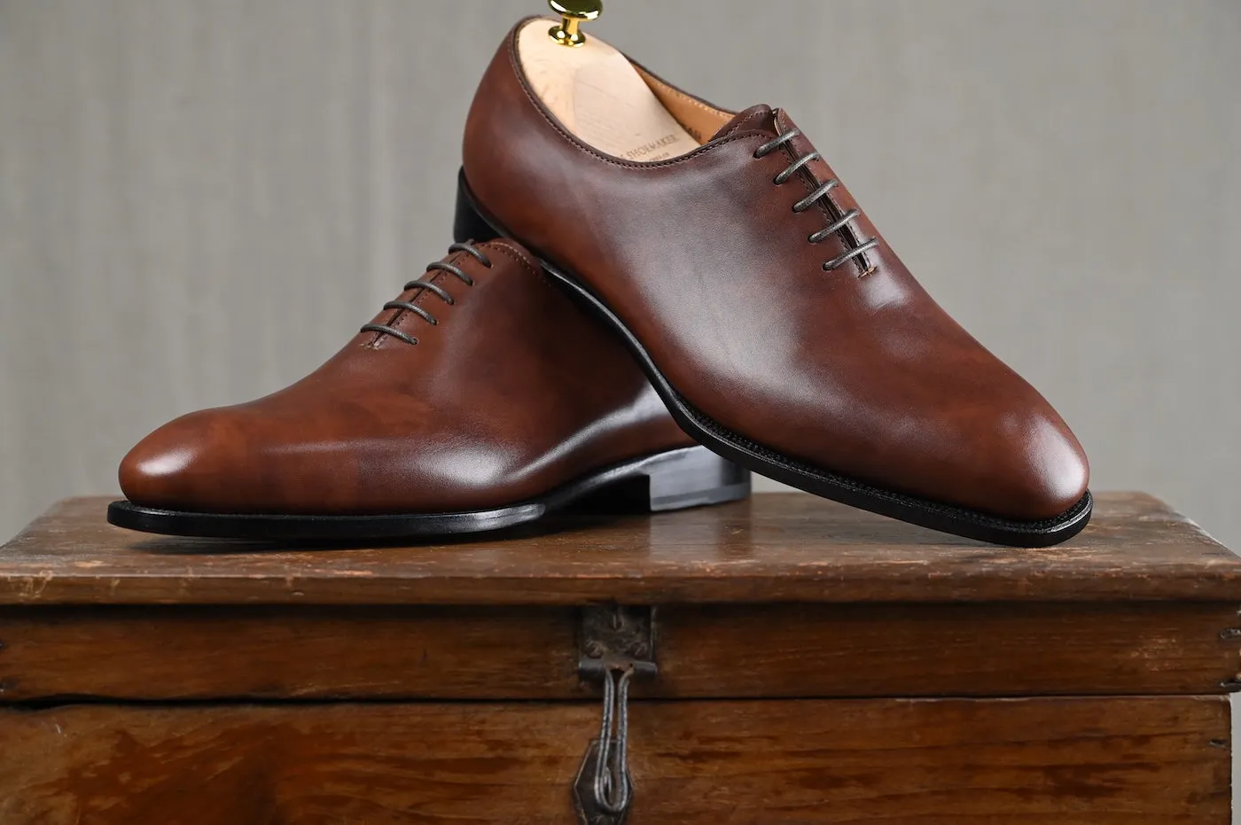 [ONLINE EXCLUSIVE] VESTAN Wholecut Oxford