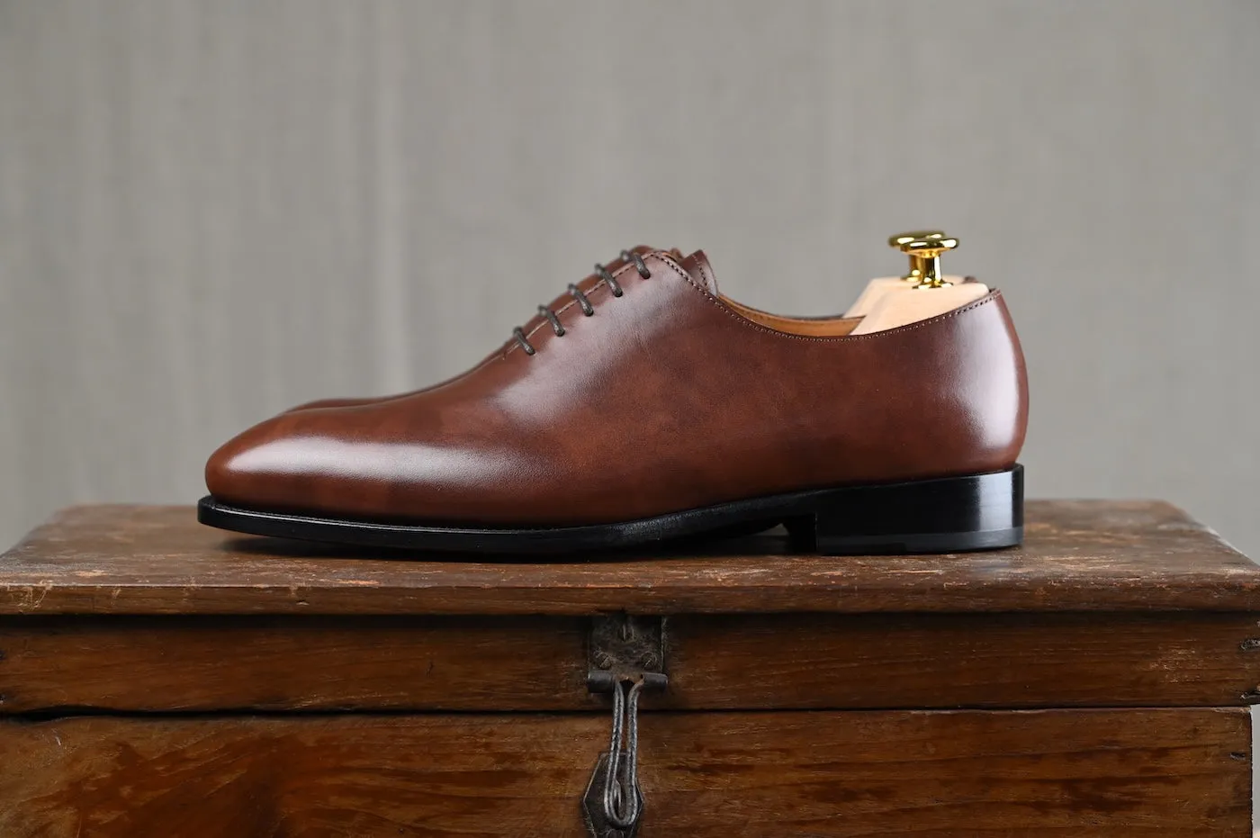 [ONLINE EXCLUSIVE] VESTAN Wholecut Oxford