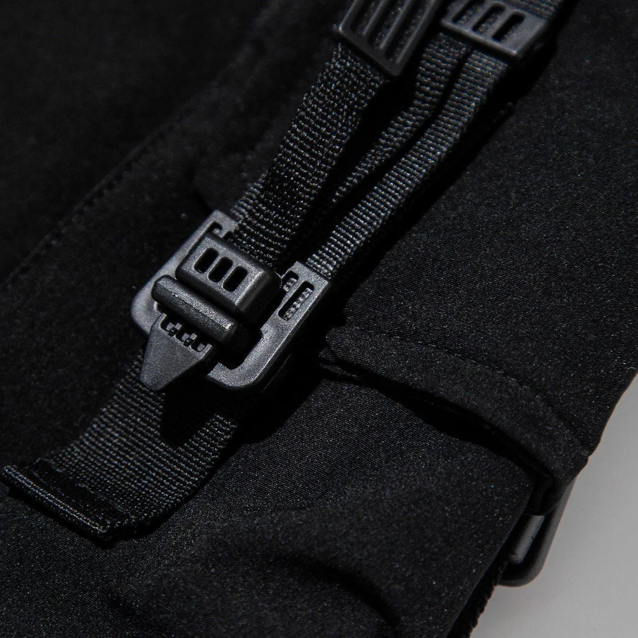 Techwear Cargo Shorts "Kagami"